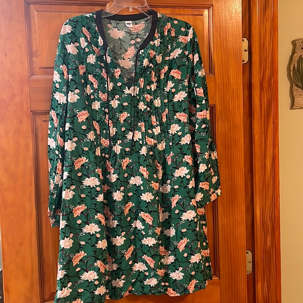 Stunning green floral dress